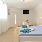 Volf 1405 Peroj