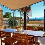 Volf 1405 Apartamento Peroj