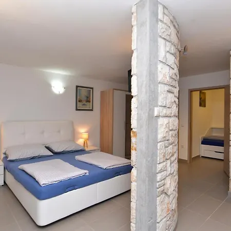 Volf 1405 Apartment *