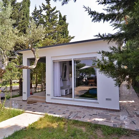 Volf 1405 Apartment *