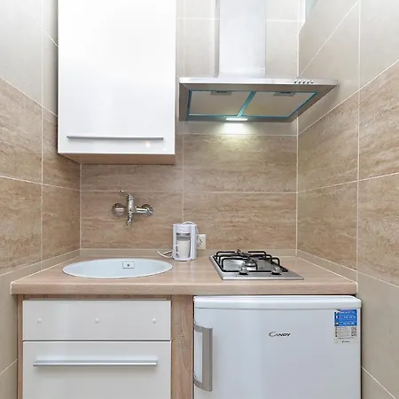 Volf 1405 Apartment Peroj