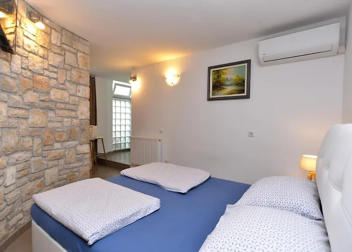 Volf 1405 * 페로이