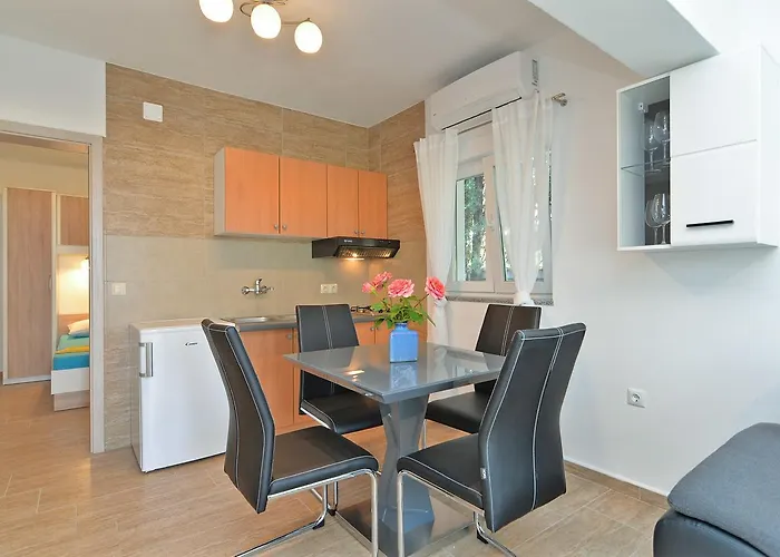 Volf 1405 아파트 페로이